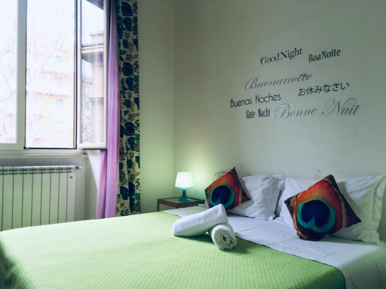 Giuly Guesthouse Roma Esterno foto