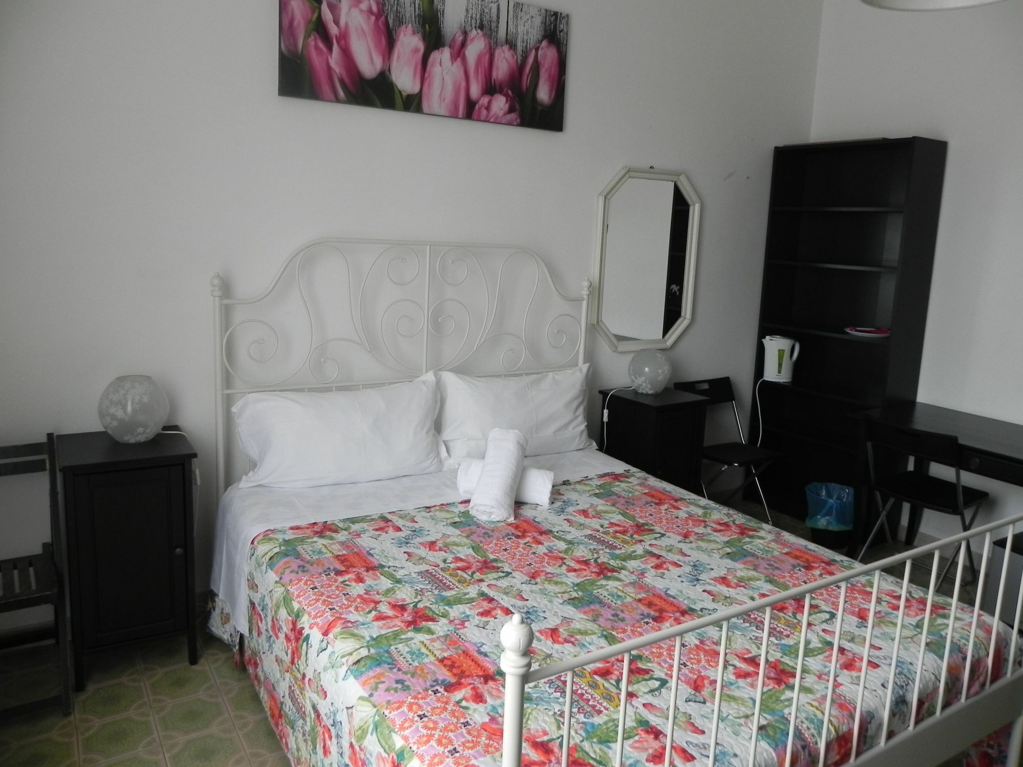 Giuly Guesthouse Roma Esterno foto