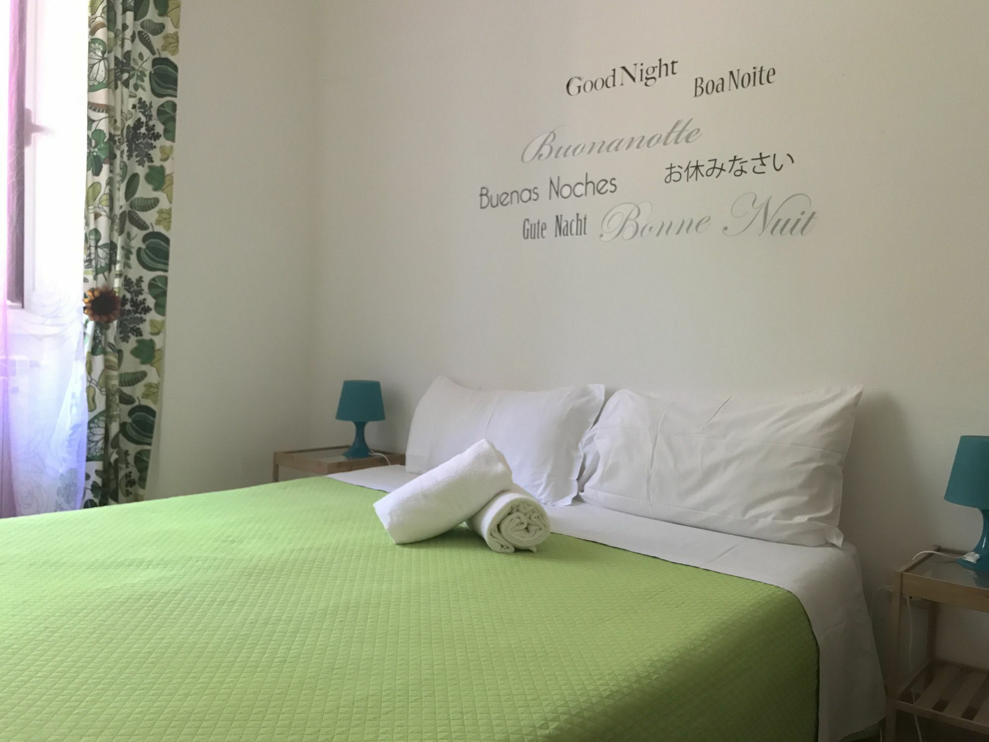 Giuly Guesthouse Roma Esterno foto