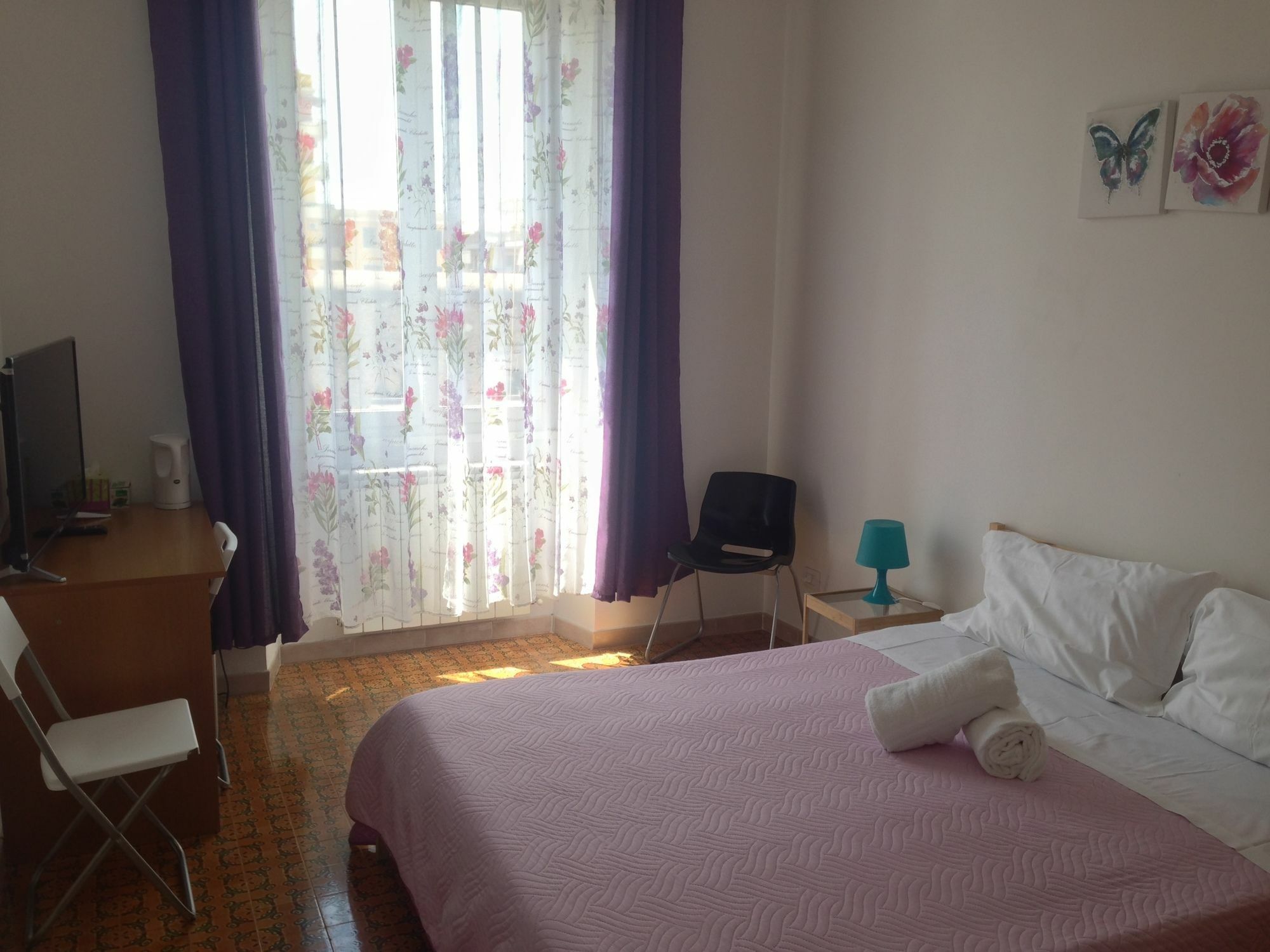 Giuly Guesthouse Roma Esterno foto